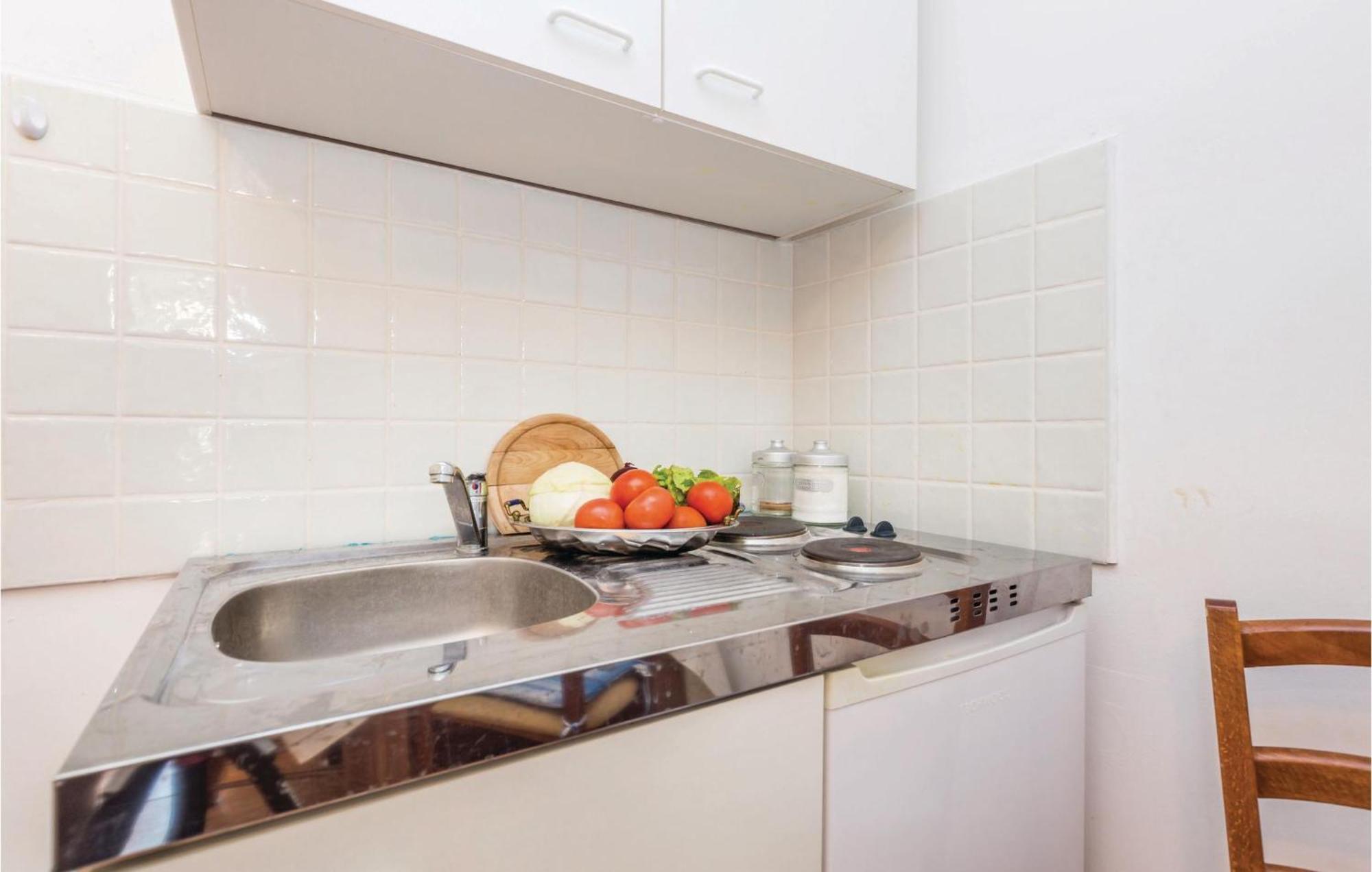 1 Bedroom Nice Apartment In Senj Senj  Εξωτερικό φωτογραφία